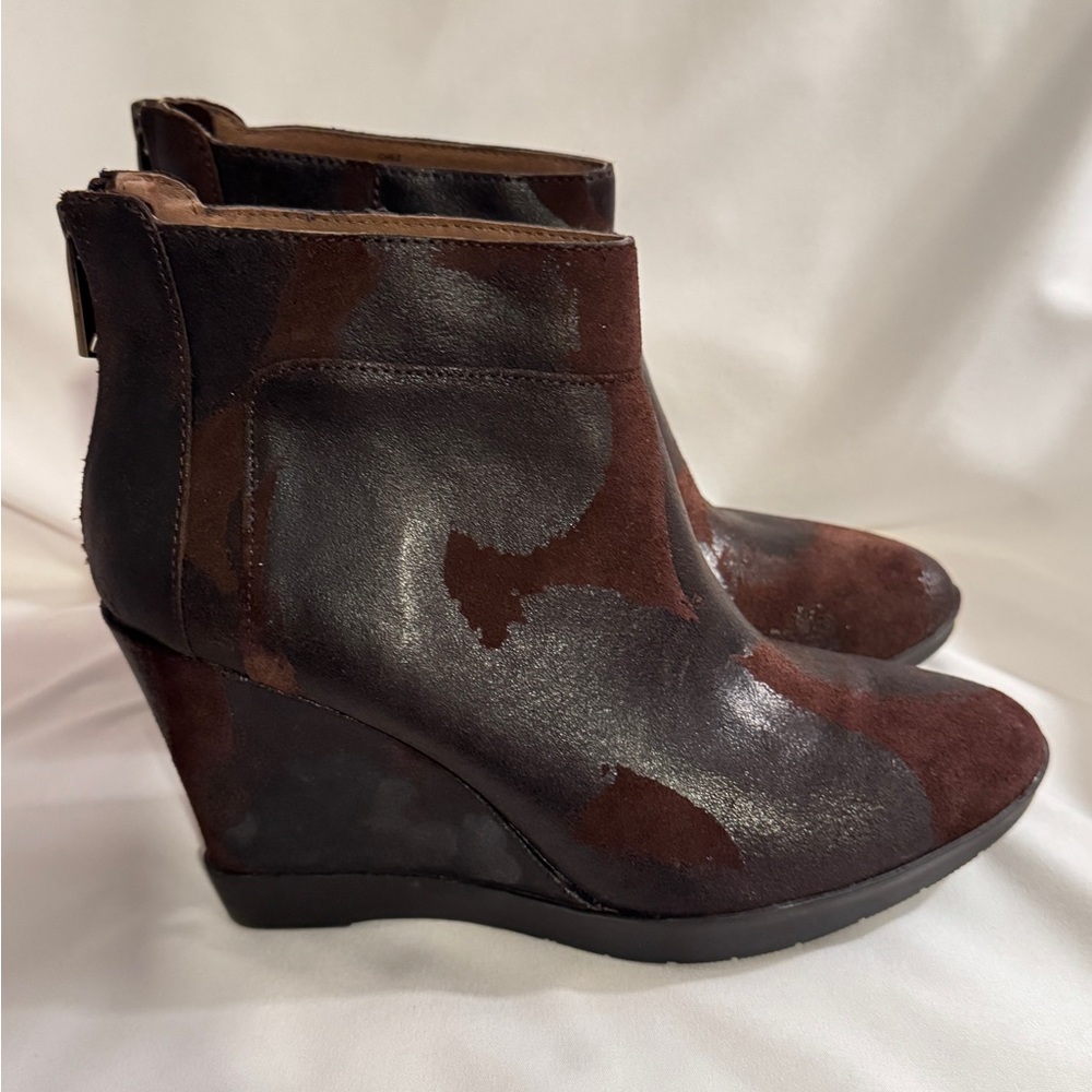 Donald J Pliner Chez Brown Wedge Ankle Bootie